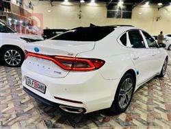 هيونداي أزيرا